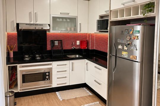 Cozinha de apartamento para alugar com 2 quartos, 60m² em Ponte do Imaruim, Palhoça