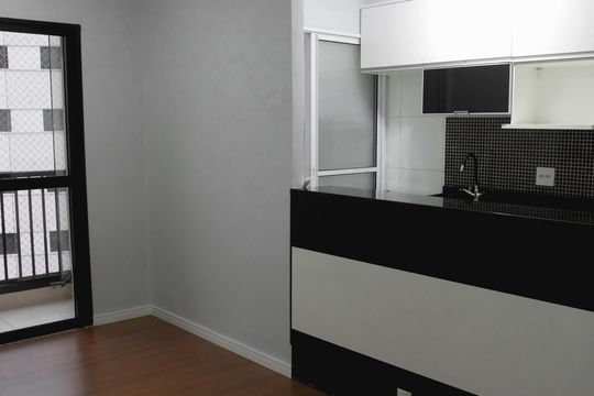 Sala de apartamento para alugar com 2 quartos, 50m² em Jardim Umuarama, São Paulo