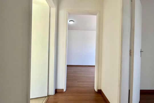 Corredor de apartamento para alugar com 1 quarto, 43m² em Jardim Oriental, São Paulo