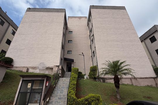Apartamento para alugar com 2 quartos, 57m² em Vila Merces, Carapicuíba