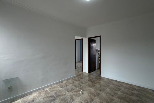 Apartamento para alugar com 2 quartos, 57m² em Vila Merces, Carapicuíba