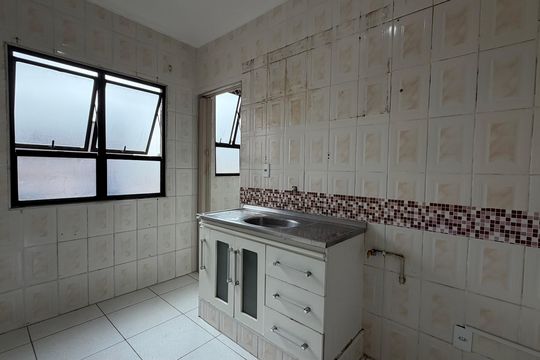 Apartamento para alugar com 2 quartos, 57m² em Vila Merces, Carapicuíba