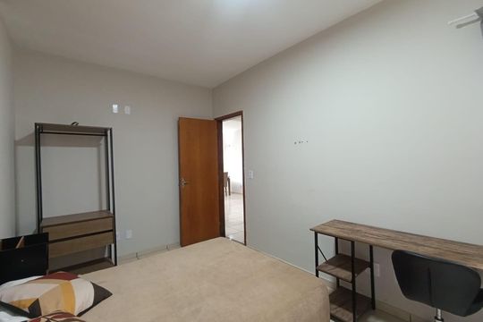 Quarto 2 de casa para alugar com 2 quartos, 56m² em Vila Sao Jorge, Nova Iguaçu
