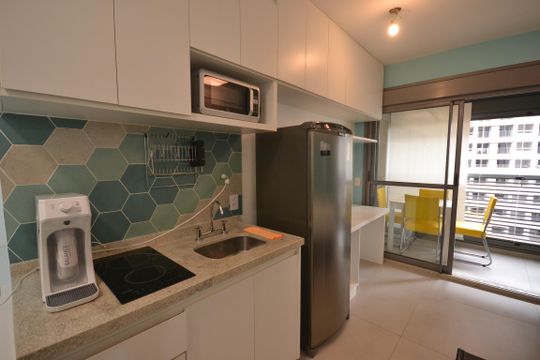 Cozinha de kitnet/studio para alugar com 1 quarto, 29m² em Butantã, São Paulo
