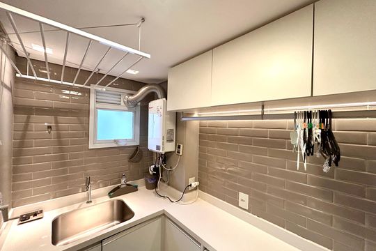 Área de Serviço de apartamento para alugar com 2 quartos, 135m² em Cidade Monções, São Paulo