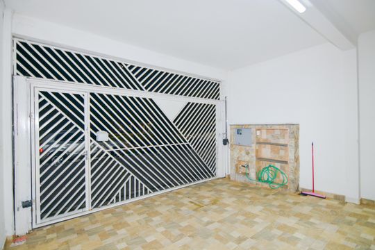 Garagem de casa para alugar com 2 quartos, 65m² em Residencial Parque Cumbica, Guarulhos