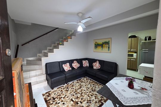 Casa de Condomínio para alugar com 2 quartos, 90m² em Jardim Imperador, Praia Grande