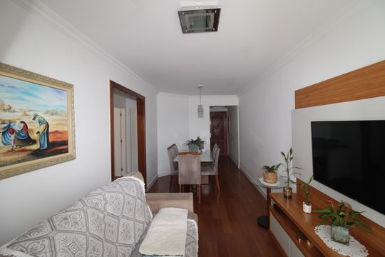 Sala  de apartamento à venda com 2 quartos, 80m² em Chora Menino, São Paulo