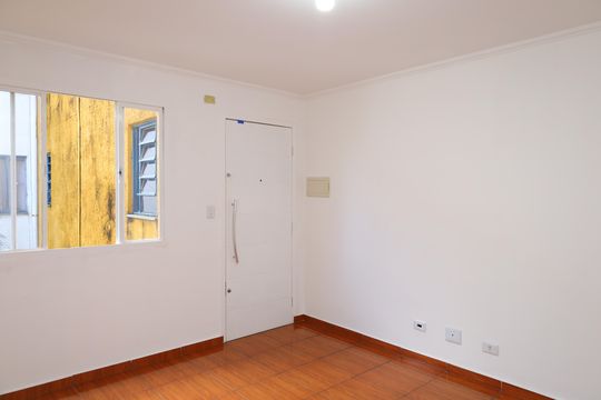 Apartamento para alugar com 2 quartos, 52m² em Conjunto Residencial José Bonifácio, São Paulo