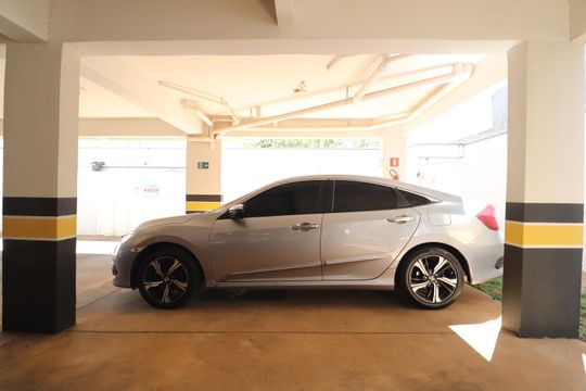 Garagem de apartamento para alugar com 2 quartos, 58m² em Pampulha, Uberlândia