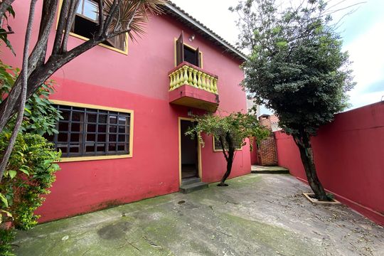 Garagem de casa para alugar com 3 quartos, 121m² em Jardim Alvorada (zona Oeste), São Paulo