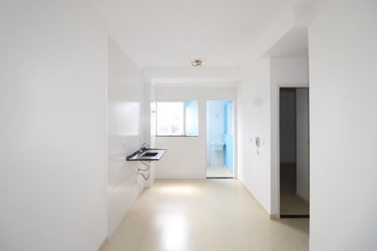 Apartamento para alugar com 2 quartos, 42m² em Jardim Helian, São Paulo