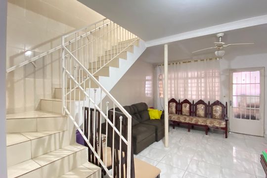 Casa à venda com 3 quartos, 164m² em Jardim D’abril, Osasco