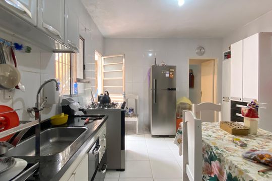 Cozinha 1 de casa à venda com 3 quartos, 164m² em Jardim D’abril, Osasco
