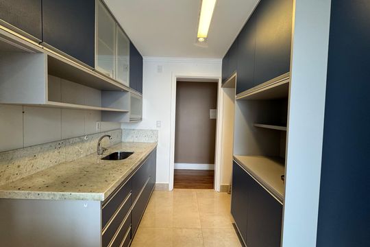 Cozinha de apartamento à venda com 3 quartos, 74m² em Jaguaribe, Osasco