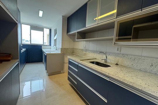 Cozinha de apartamento à venda com 3 quartos, 74m² em Jaguaribe, Osasco