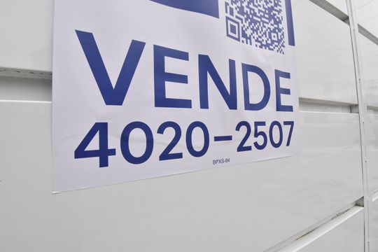 Código de casa à venda com 3 quartos, 200m² em Campo de Santana, Curitiba
