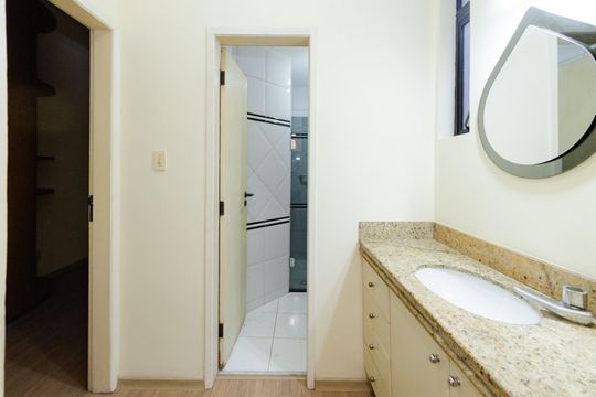 Apartamento à venda com 1 quarto, 41m² em Mangabeiras, Belo Horizonte