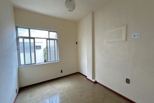 Quarto de apartamento para alugar com 1 quarto, 30m² em Turiaçú, Rio de Janeiro
