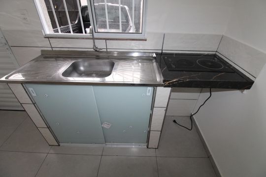 Sala / Cozinha de kitnet/studio para alugar com 1 quarto, 28m² em Jardim da Granja, São José dos Campos