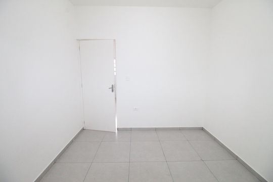 Quarto  de kitnet/studio para alugar com 1 quarto, 28m² em Jardim da Granja, São José dos Campos