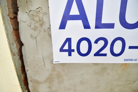 Placa de casa de condomínio para alugar com 3 quartos, 122m² em Conjunto Habitacional Vila Santana (sousas), Campinas