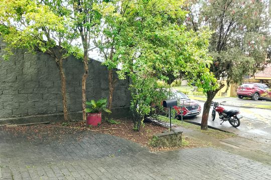 Casa de Condomínio para alugar com 3 quartos, 200m² em Jardim Sao Paulo Ii, Cotia