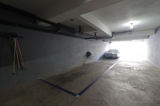 Garagem de apartamento para alugar com 2 quartos, 68m² em Vila Valparaíso, Santo André