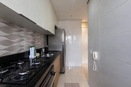 Cozinha de apartamento para alugar com 2 quartos, 42m² em Jardim Boa Vista (Zona Oeste), Osasco