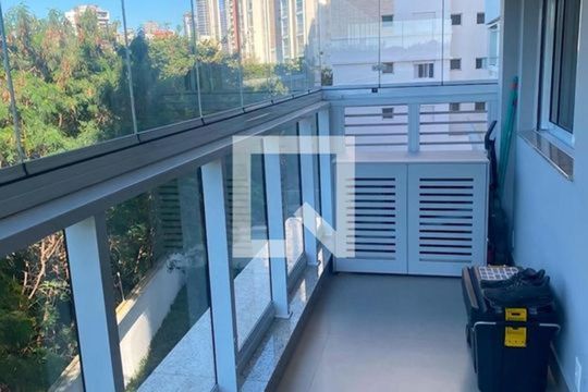 Varanda de casa à venda com 3 quartos, 250m² em Vila Mariana, São Paulo