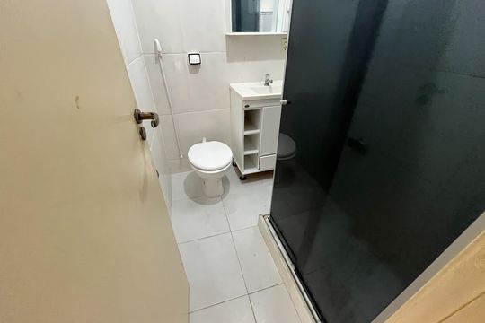 Banheiro 1 de apartamento para alugar com 1 quarto, 36m² em Freguesia (ilha do Governador), Rio de Janeiro