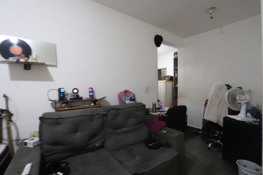 Sala e Quarto de casa para alugar com 1 quarto, 22m² em Vila Ema, São Paulo