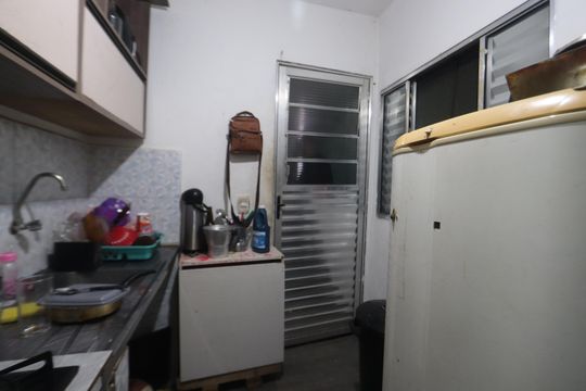Cozinha de casa para alugar com 1 quarto, 22m² em Vila Ema, São Paulo
