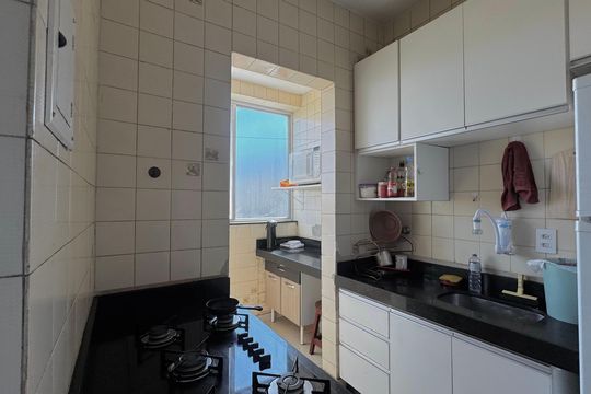Cozinha e Área de Serviço de apartamento à venda com 3 quartos, 80m² em Santo Andre, Belo Horizonte