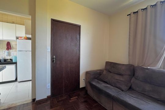 Sala de apartamento à venda com 3 quartos, 80m² em Santo Andre, Belo Horizonte