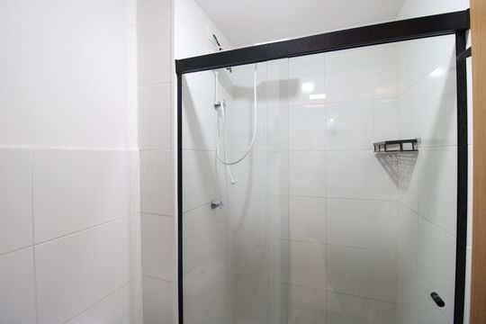 Banheiro de apartamento para alugar com 1 quarto, 37m² em Vila Mara, São Paulo
