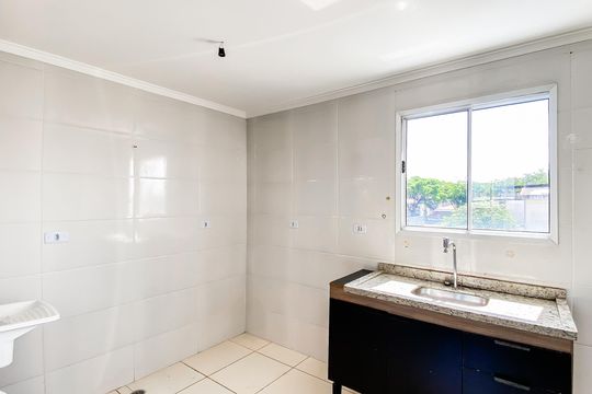 Cozinha/Área de serviço de apartamento para alugar com 2 quartos, 44m² em Cidade Antônio Estêvão de Carvalho, São Paulo