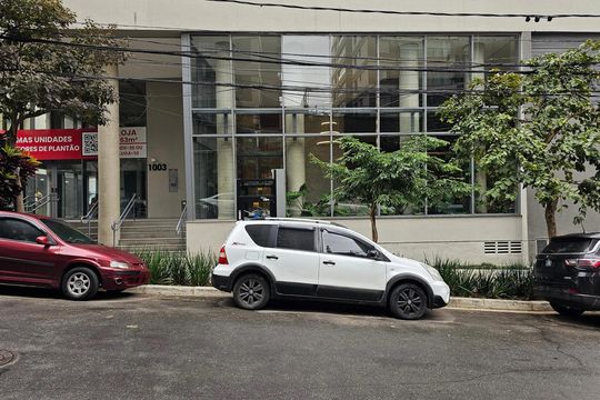 Fachada do Prédio de kitnet/studio para alugar com 1 quarto, 24m² em Perdizes, São Paulo