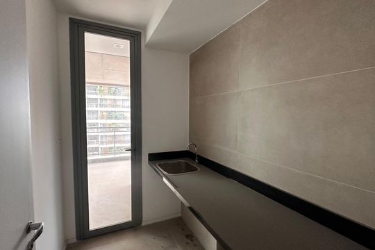 Área de serviço de apartamento à venda com 3 quartos, 167m² em Jardim das Acacias, São Paulo