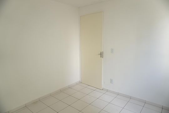 Apartamento para alugar com 2 quartos, 46m² em Conjunto Residencial José Bonifácio, São Paulo