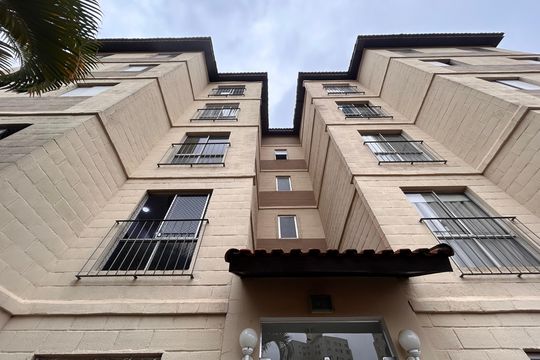 Fachada interna  de apartamento para alugar com 2 quartos, 50m² em Cidade Ademar, São Paulo