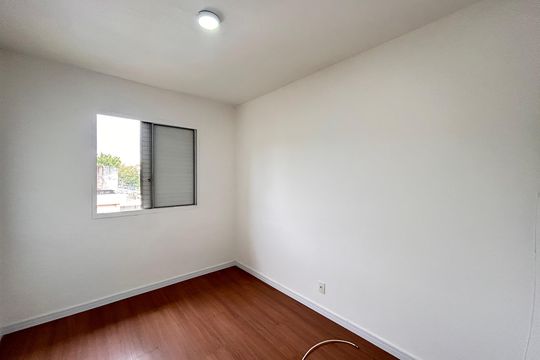 Quarto 1 de apartamento para alugar com 2 quartos, 50m² em Cidade Ademar, São Paulo