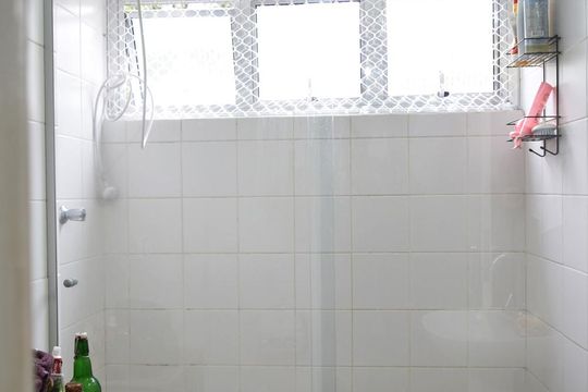Banheiro de apartamento à venda com 2 quartos, 68m² em Sumarezinho, São Paulo