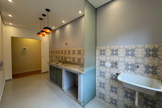 Cozinha e Área de Serviço de apartamento à venda com 2 quartos, 56m² em Padroeira, Osasco