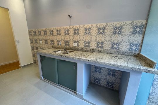 Cozinha de apartamento à venda com 2 quartos, 56m² em Padroeira, Osasco
