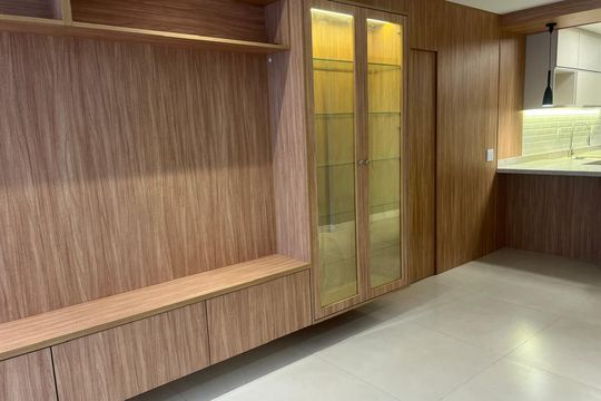 Sala de apartamento à venda com 2 quartos, 80m² em Leblon, Rio de Janeiro