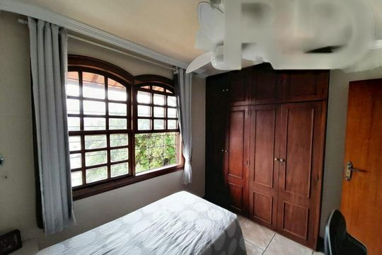 Casa à venda com 3 quartos, 407m² em Vera Cruz, Belo Horizonte