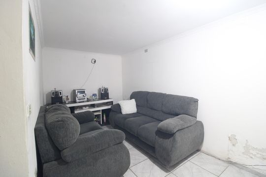 Sala de casa para alugar com 2 quartos, 233m² em Cidade Dutra, São Paulo