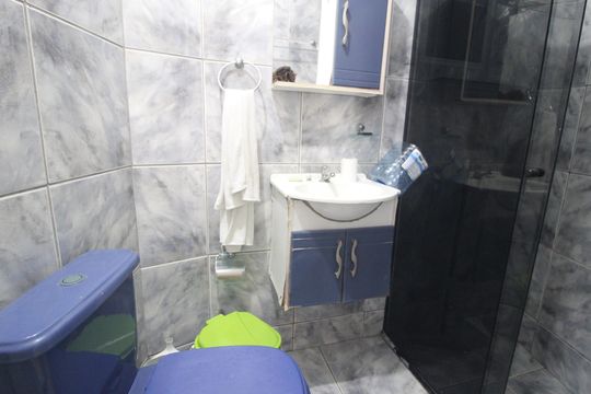 Banheiro 1 de casa para alugar com 2 quartos, 233m² em Cidade Dutra, São Paulo