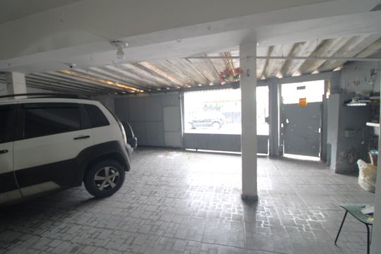 Garagem de casa para alugar com 2 quartos, 233m² em Cidade Dutra, São Paulo